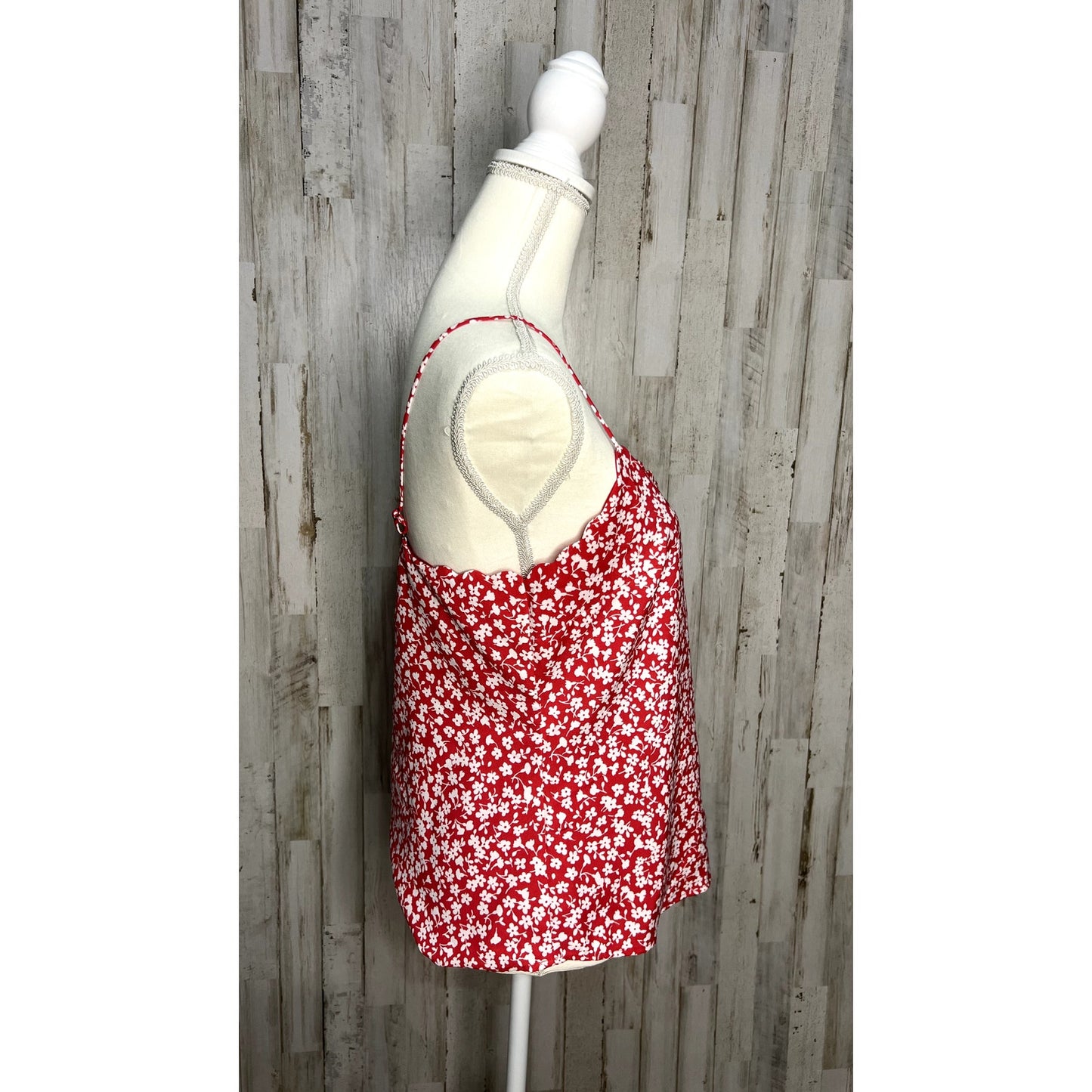 J. Crew Women's Size 4 Red Floral Scalloped Cami Top Adjustable Straps