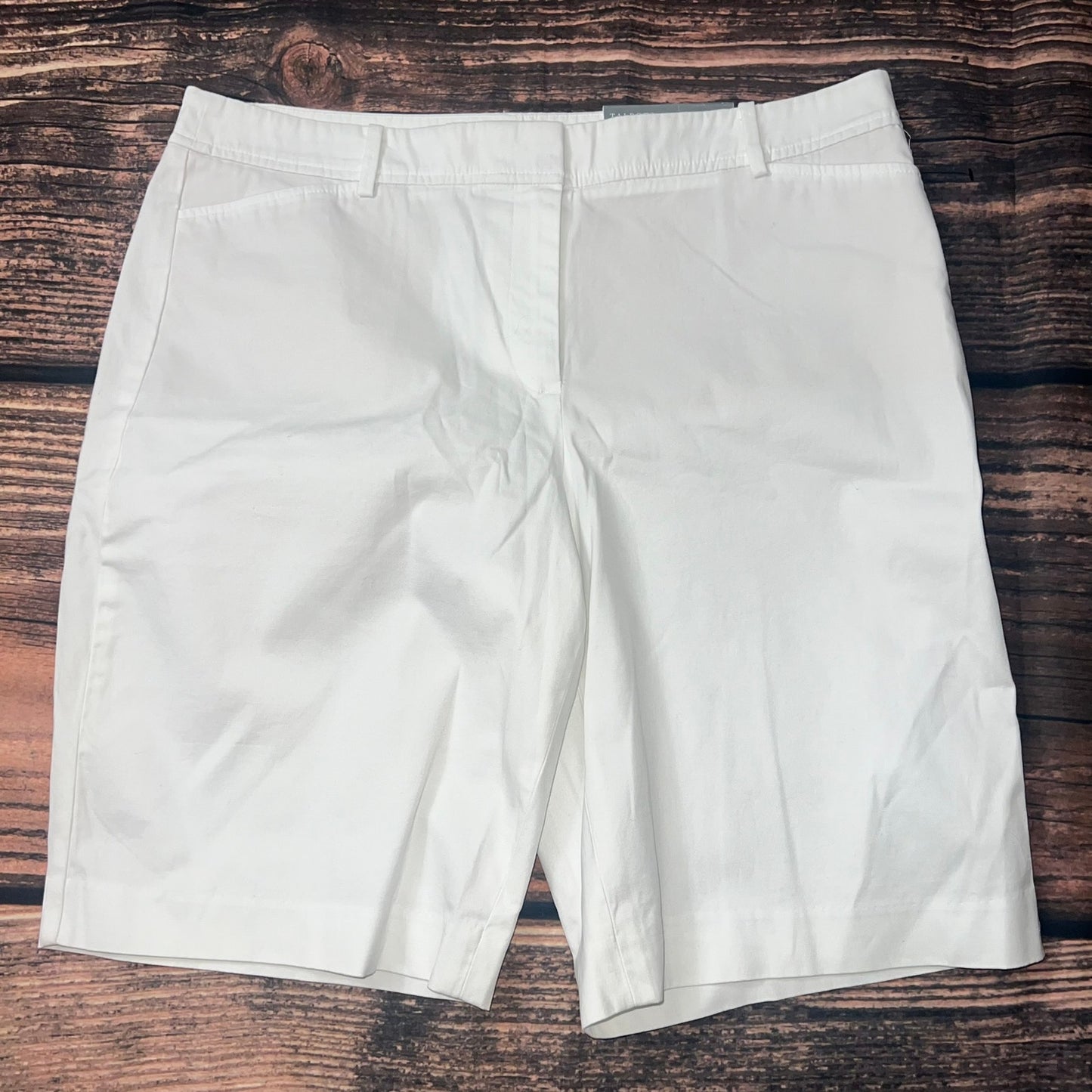 NWT Talbots Women's White Chino Shorts Size 14 Casual 10.5" Inseam