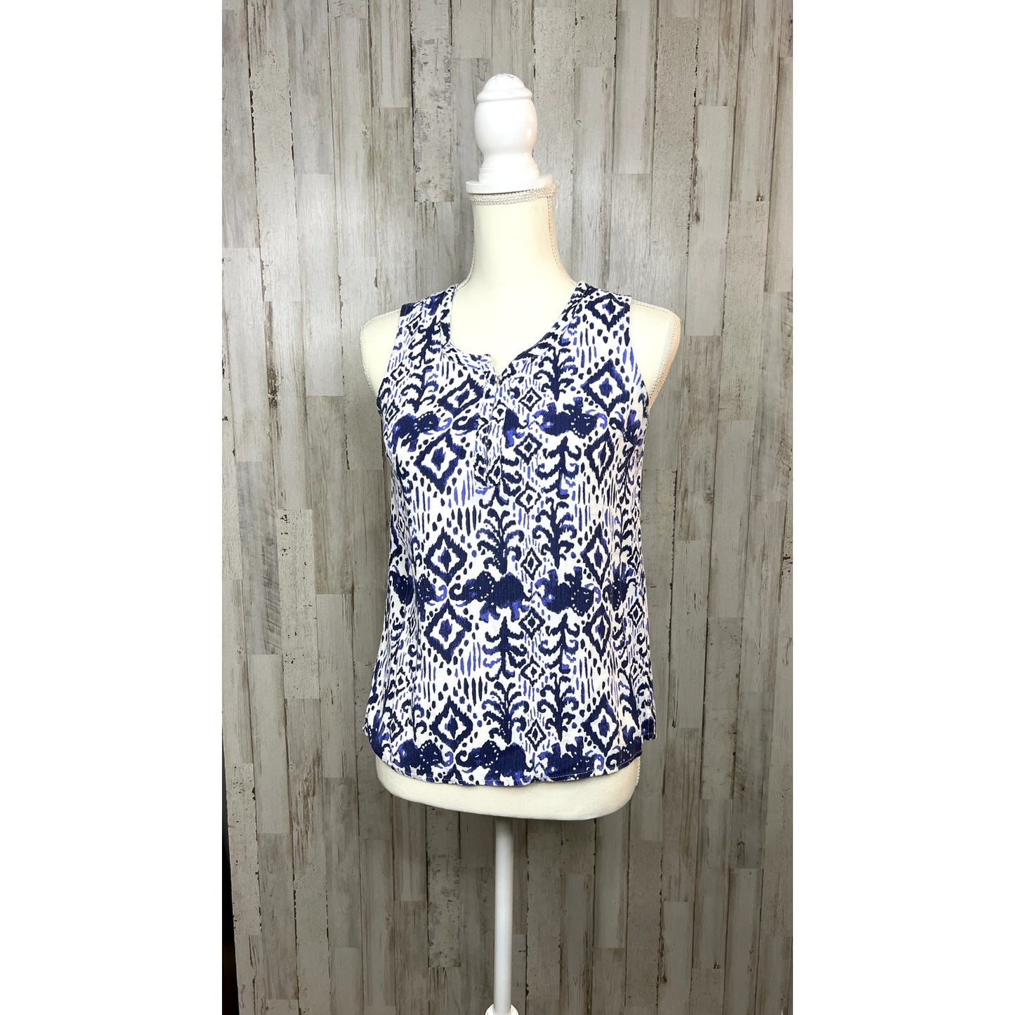 Lilly Pulitzer Women's Small Sleeveless Tank Top Blue & White Elephant Print