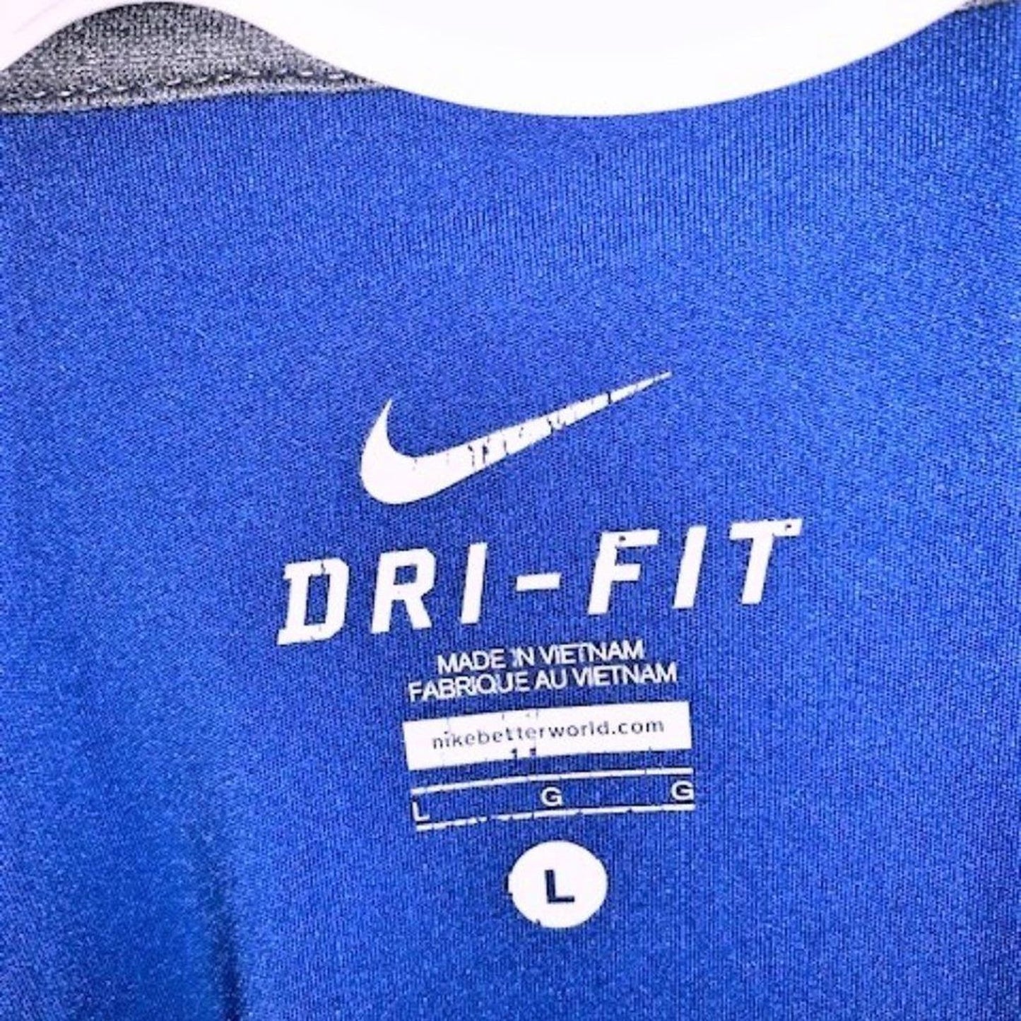 Nike blue short sleeve Dri-fit top L