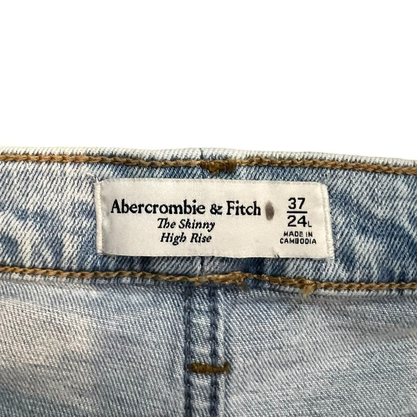 NWT Abercrombie & Fitch The Skinny High Rise Raw Hem Jeans Size 37/24