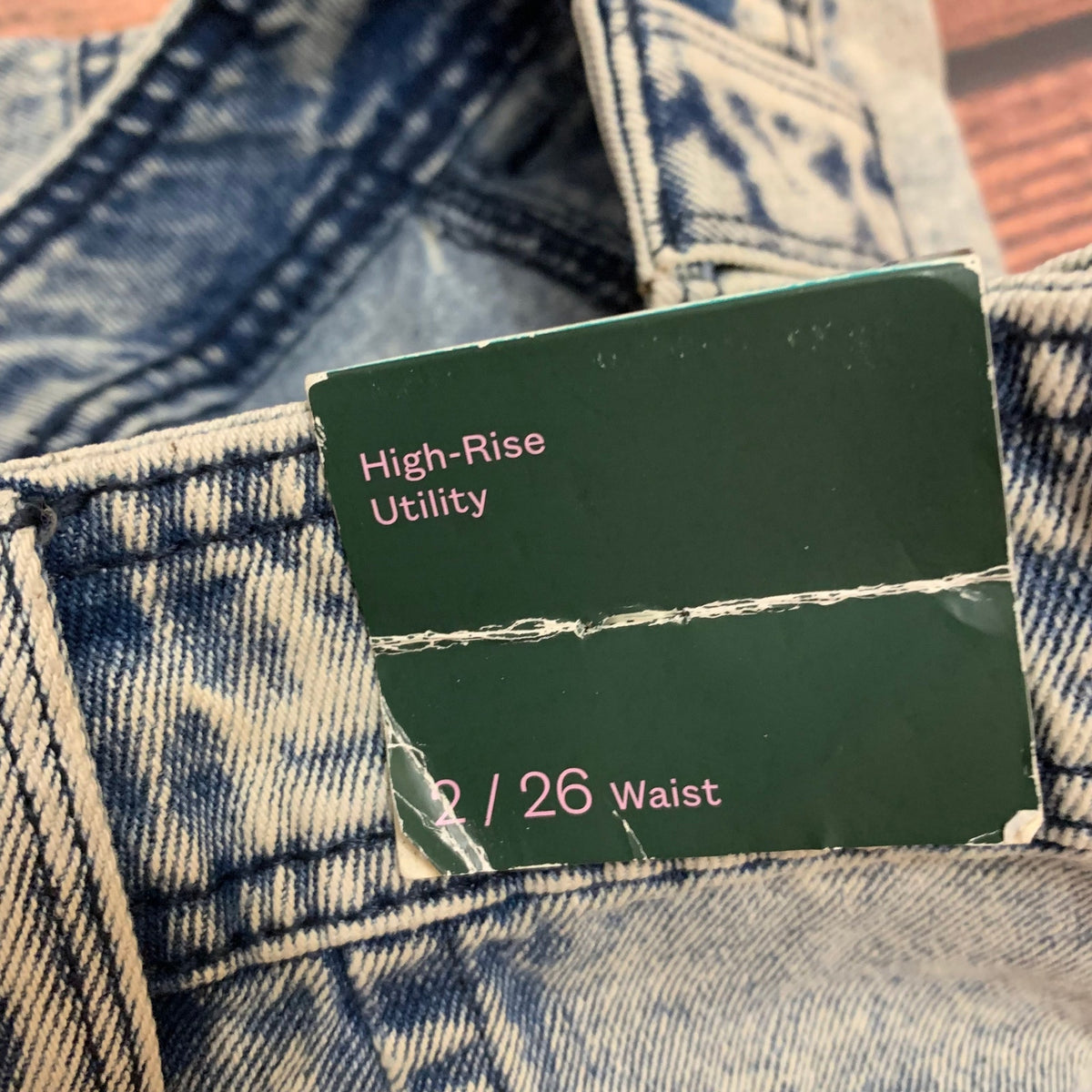 NWT Wild Fable Jeans Size 2 Light Wash High-Rise Cargo Straight