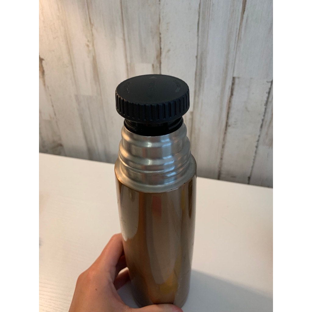 Starbucks Vacuum Insulated Thermos Tumbler Gold w/ Screw Lid
