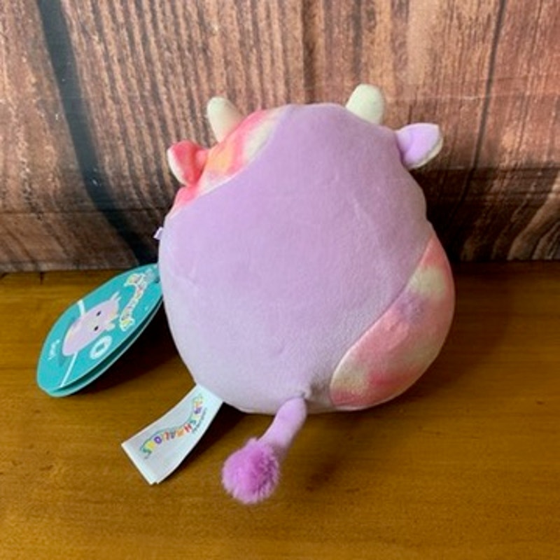 Squishmallows Suri Sunset Cow Plush 5 in Tie-Dye Tag