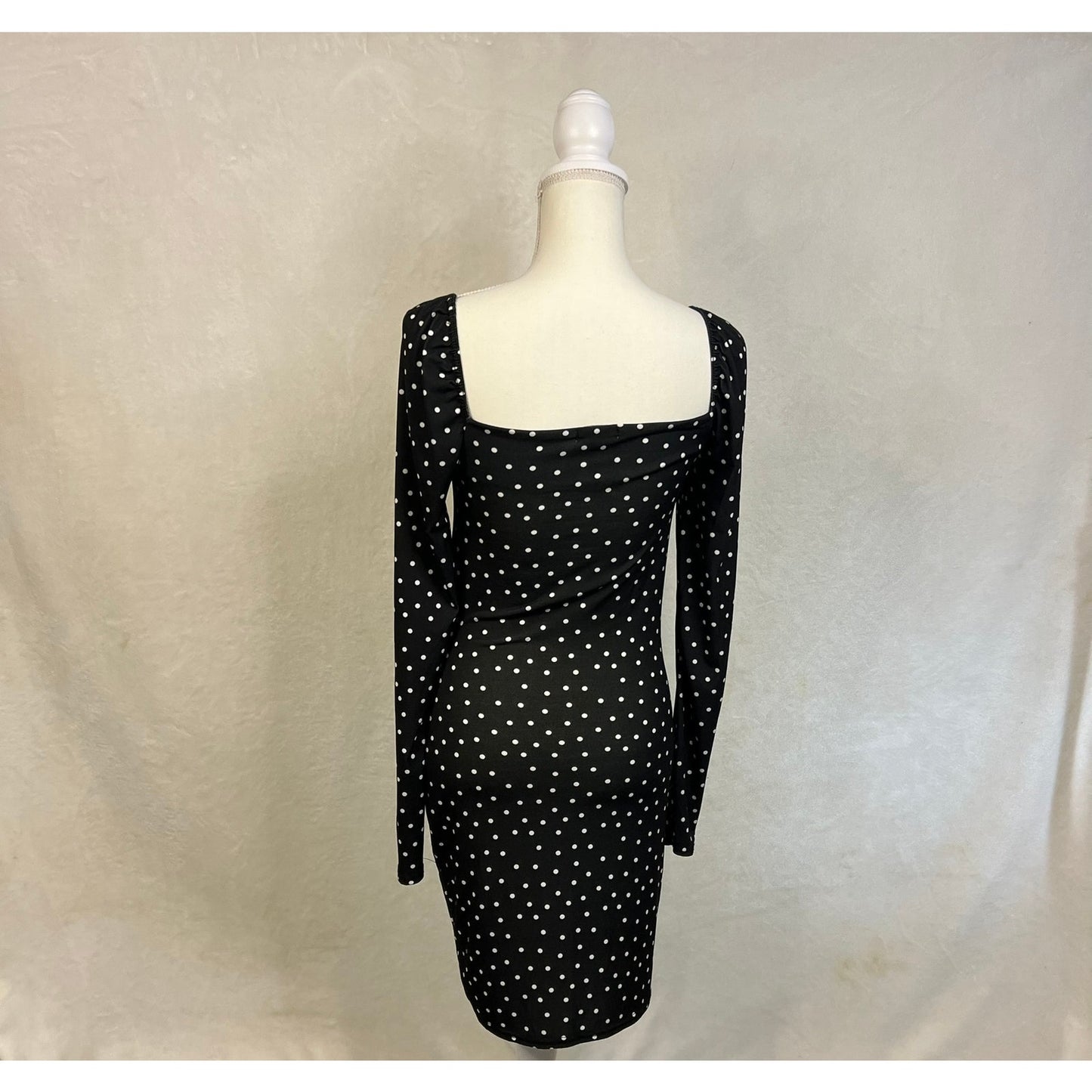 PrettyLittleThing Women's Size 8 Black Polka Dot Bodycon Long Sleeve Midi Dress