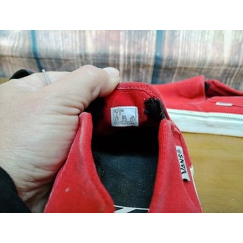 Vans Classic Slip-On Skate Shoes Red Unisex Men 5.5 / Women 7