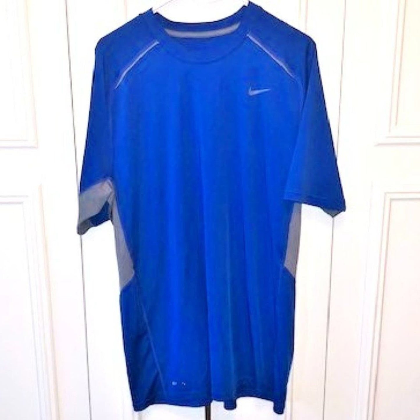 Nike blue short sleeve Dri-fit top L