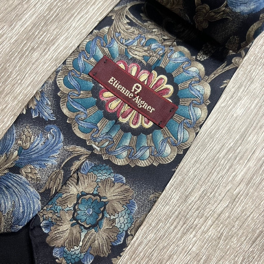 Etienne Aigner Men's Vintage Silk Floral Tie Blue Gray Classic Length