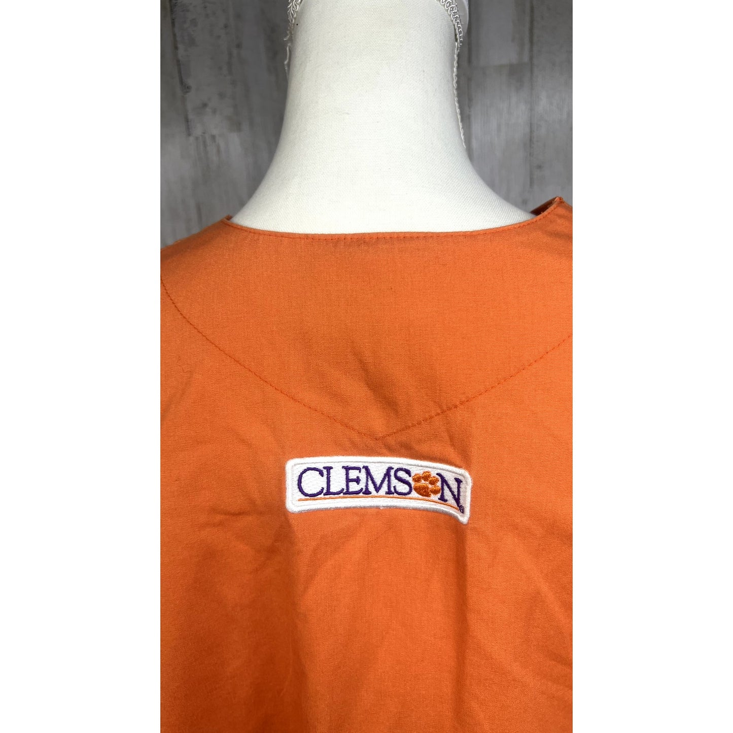 Landau Clemson University Tigers Women's Large Button Up Scrub Top / Jacket