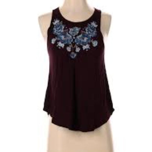 American Eagle Soft & Sexy Burgundy Embroidered Floral Tank Top Size Medium