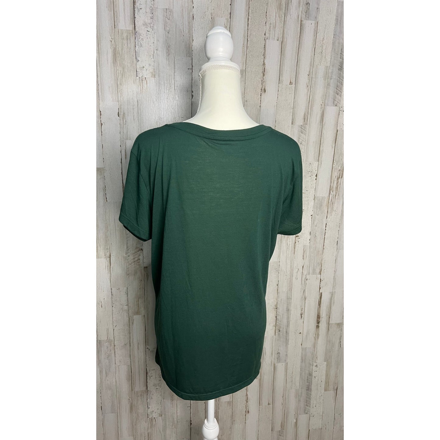 UNC Charlotte 49ers Women's V-Neck Green T-Shirt Size XXL Casual