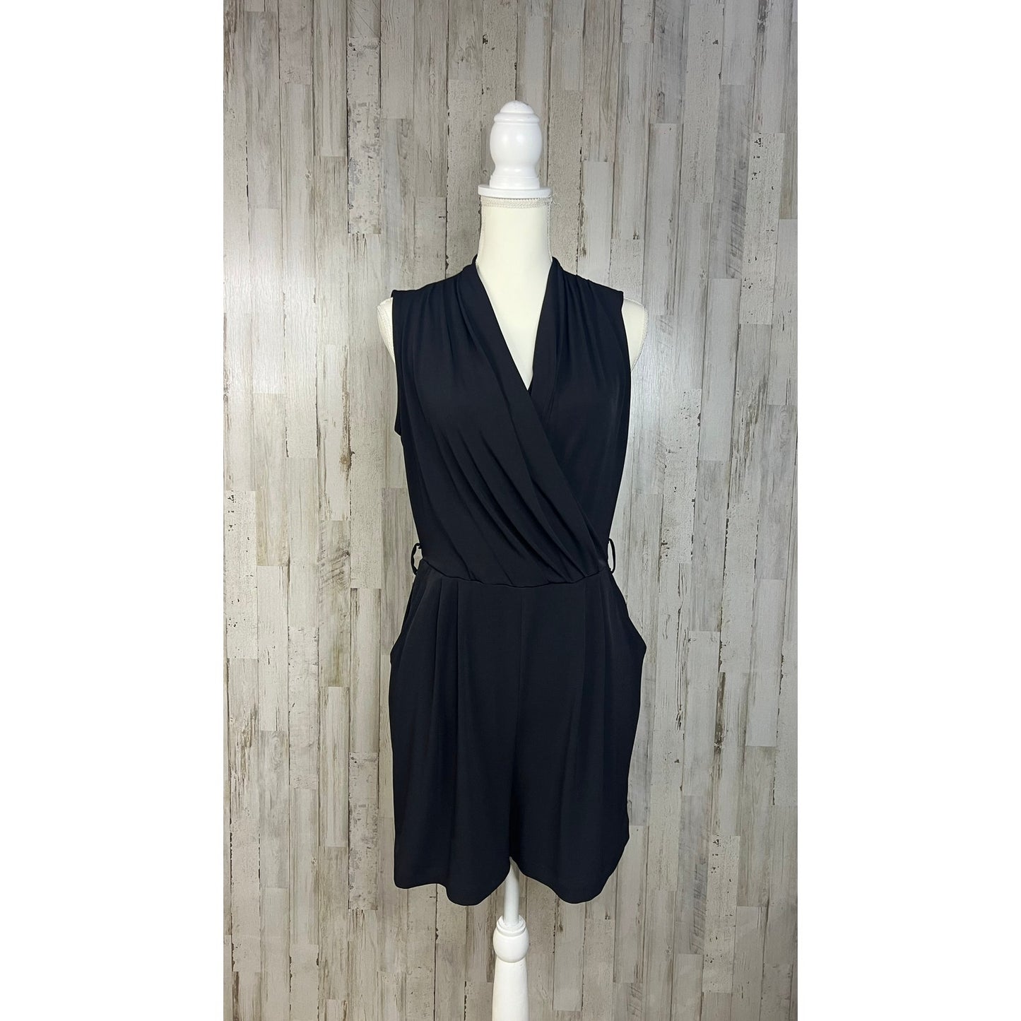 NWT NY&C Women's Medium Black Wrap V-Neck Sleeveless Romper Casual Party