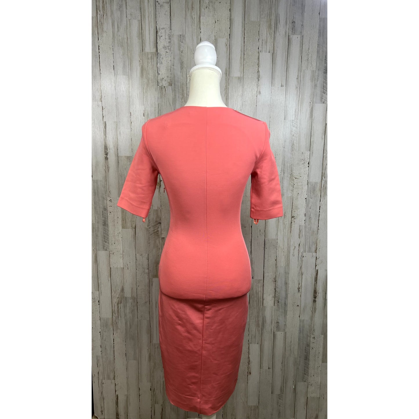 Diane von Furstenberg Coral Fitted Knee Length Dress Size 2 Short Sleeve