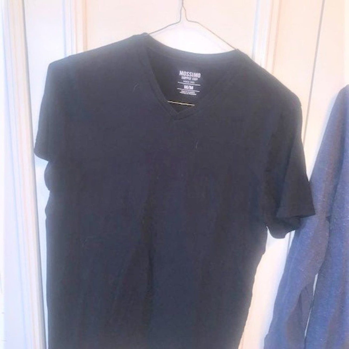 Set 2 grey/black t-shirts shown M
