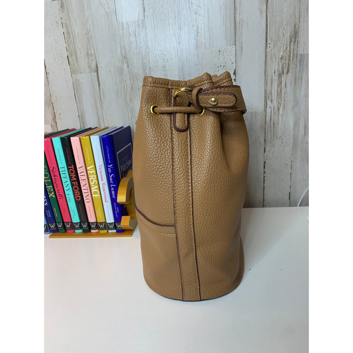 Tory Burch Tan Pebbled Leather Bucket Bag Drawstring Crossbody Gold Logo
