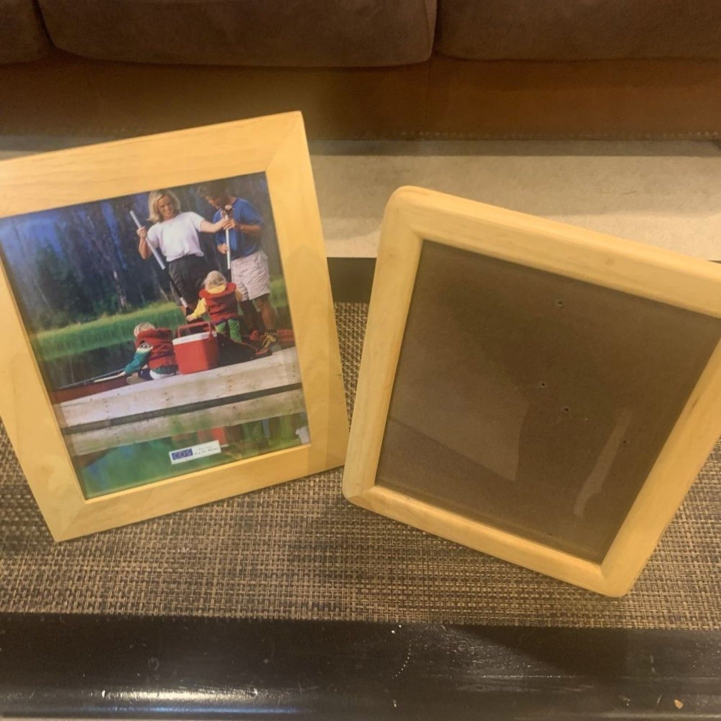 Elegant Set of 2 matching wooden picture frames - timeless charm!