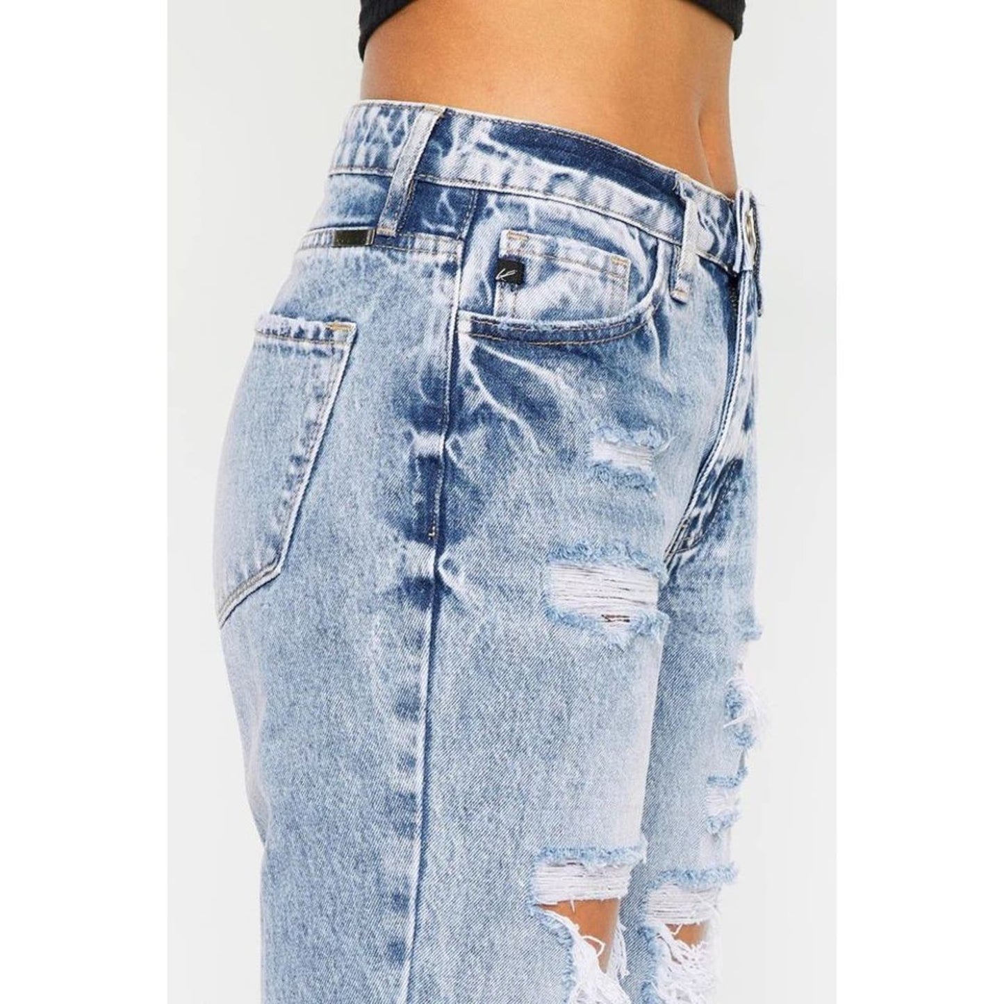 NWT Kancan Collie Super High Rise Distressed Frayed Hem Mom Jeans Size 7/27