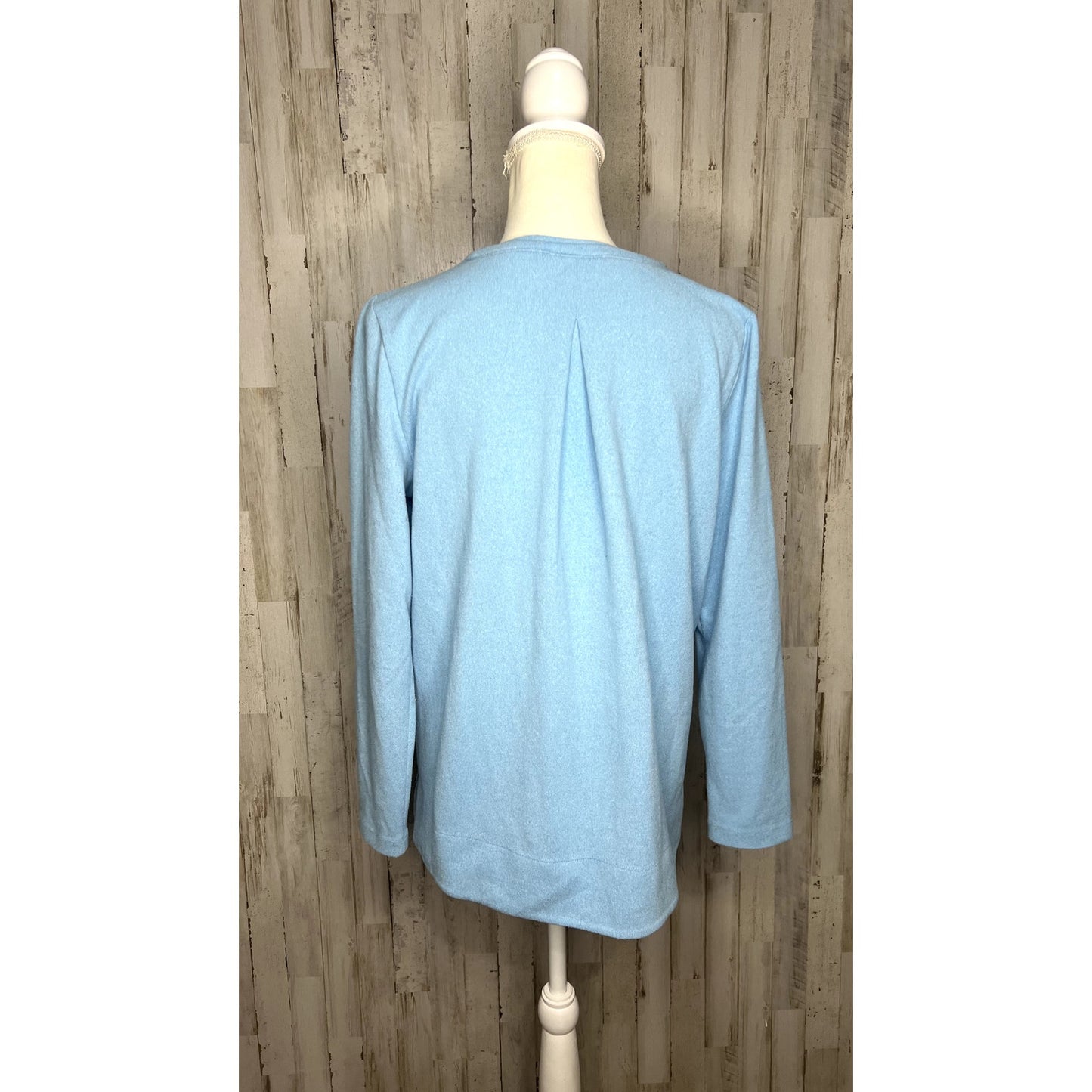 Talbots Women's Blue Size Medium Thick Long Sleeve Crew Neck Top