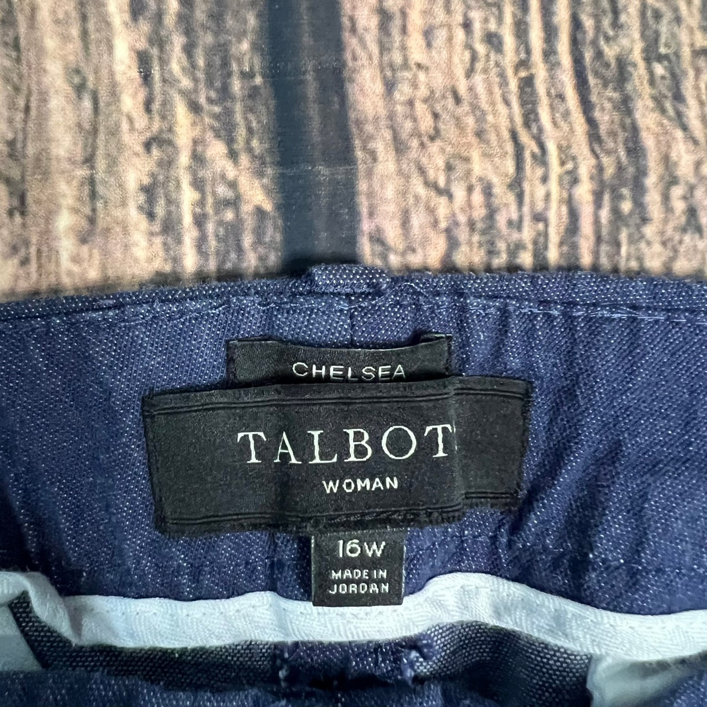 Talbots Women's Plus Size 16W Blue Chelsea Capri Pants Classic Fit