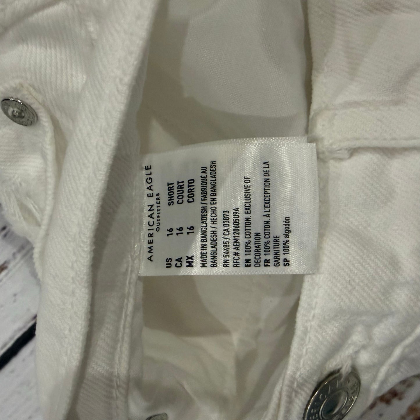 NWT American Eagle Jeans Womens Size 16 Short Plus White 90s Straight