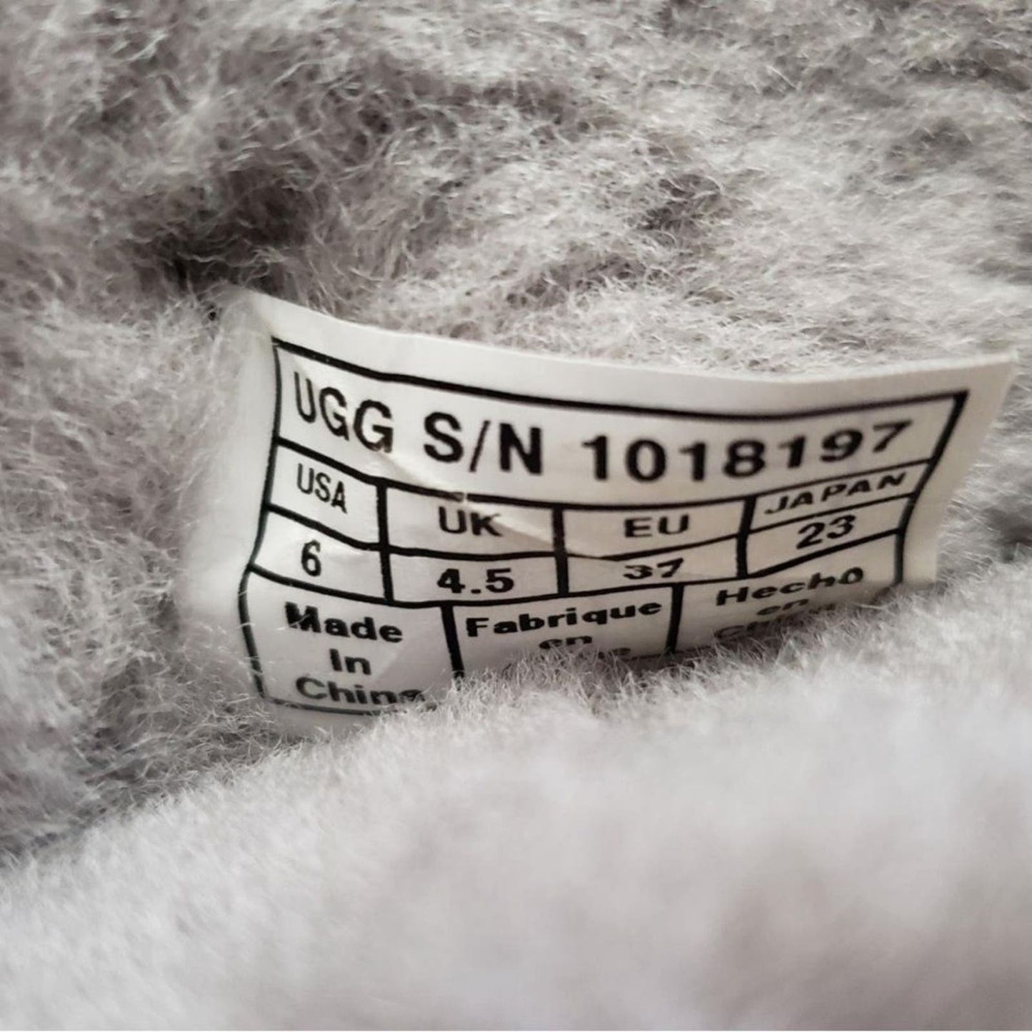 UGG CLASS MINI SERAPE Seal 1010261-SEL Size 6