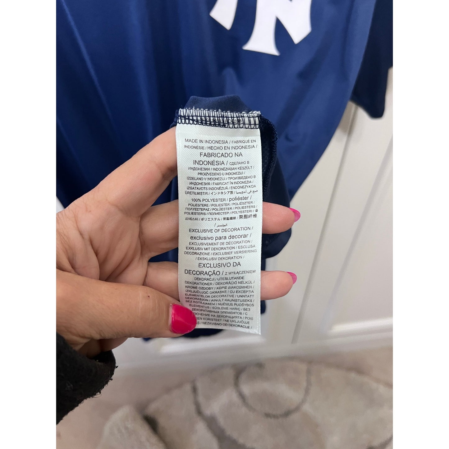 Nike New York Yankees Men's Blue MLB Jersey Size Large Short Sleeve