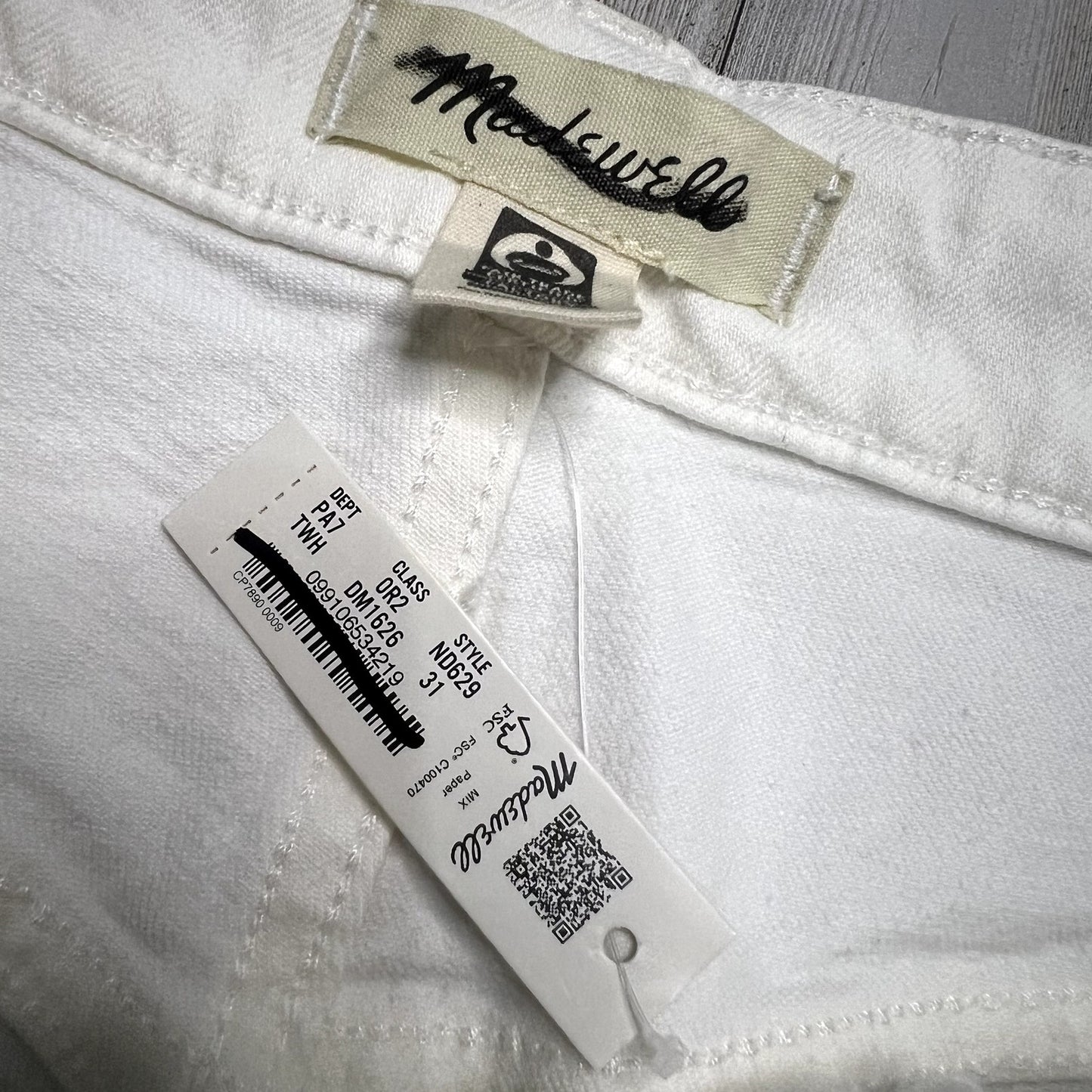 NWT Madewell Women's Curvy Perfect Vintage Jeans White Size 31