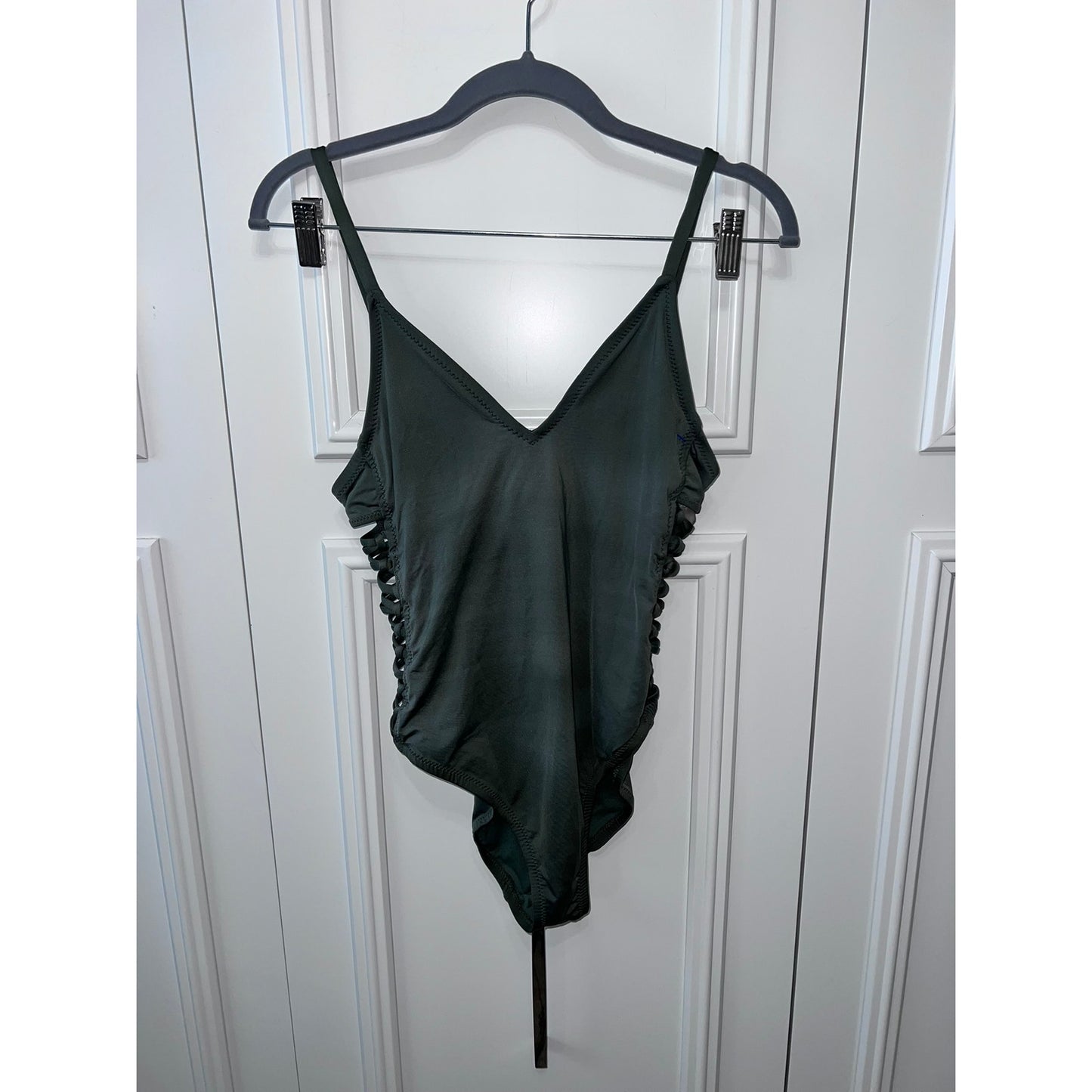 Shade & Shore Women's Olive Green One Piece Swimsuit Medium Cutout Adjustable Straps
