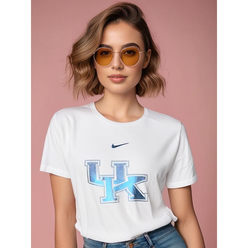 Nike Women's XL Kentucky Wildcats Logo Tee White Short Sleeve Casual