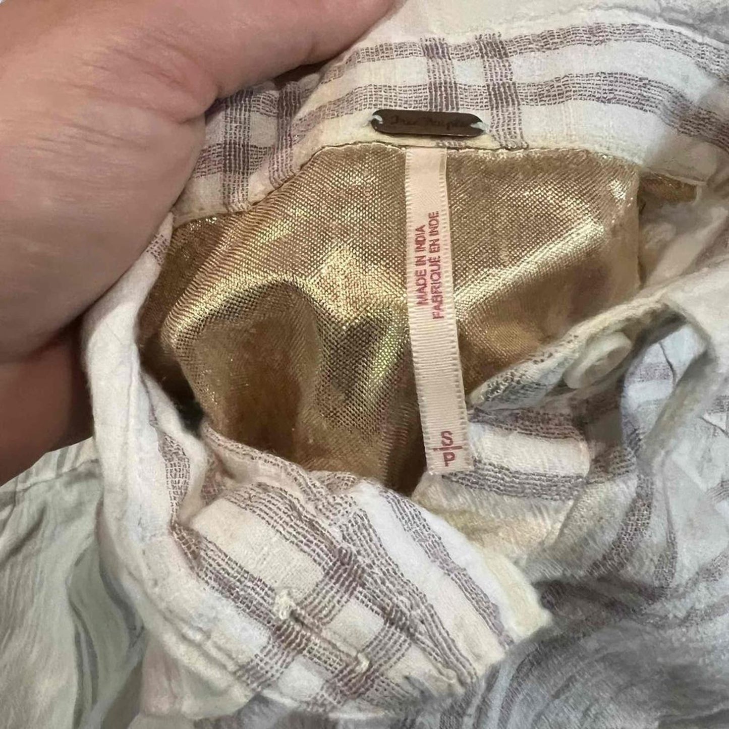 Free People Small Beige Plaid Cropped Batwing Long Sleeve ButtonUp Shirt