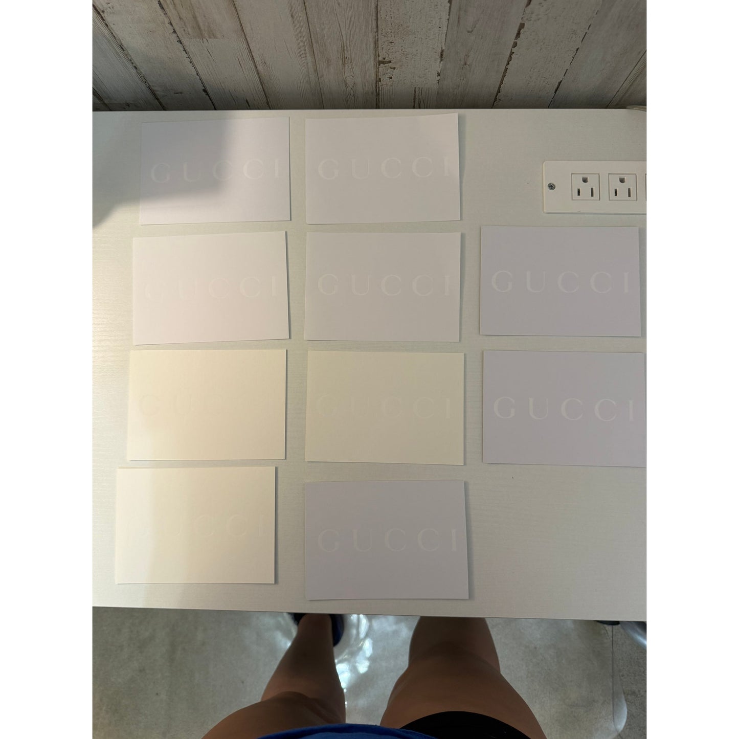 Gucci Embossed Logo Gift Cards & Envelopes White Lot of 10 6x4
