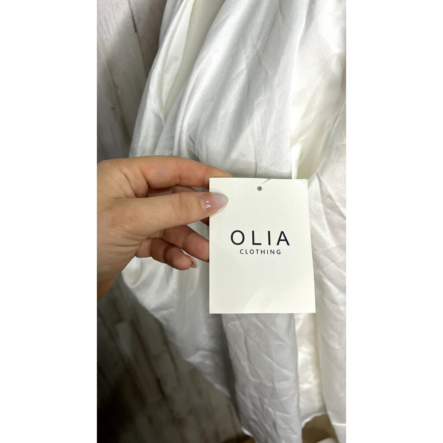 NWT Olia Women's Size Small White Satin Collared Drape Blouse