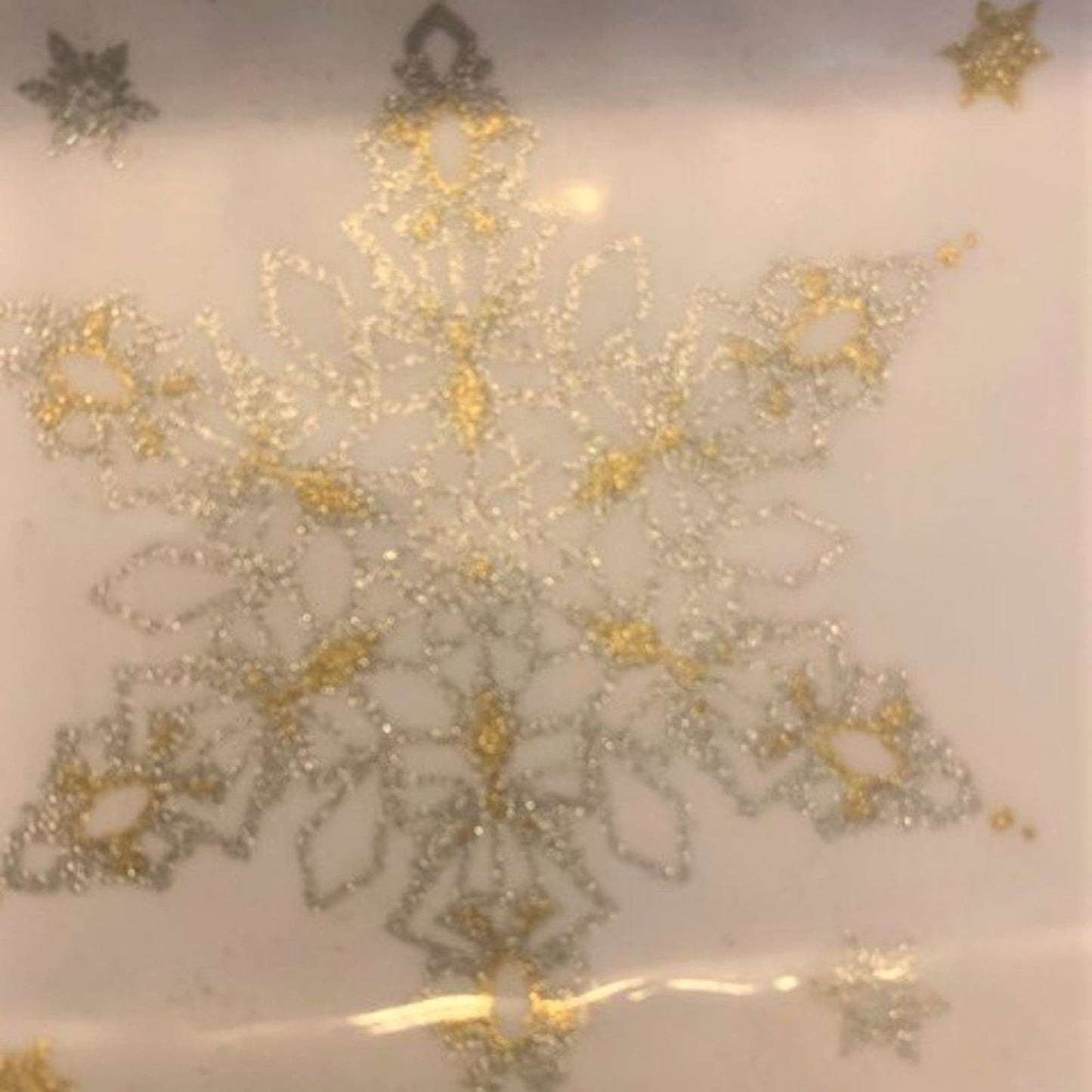 Snowflake trinket tray EUC 