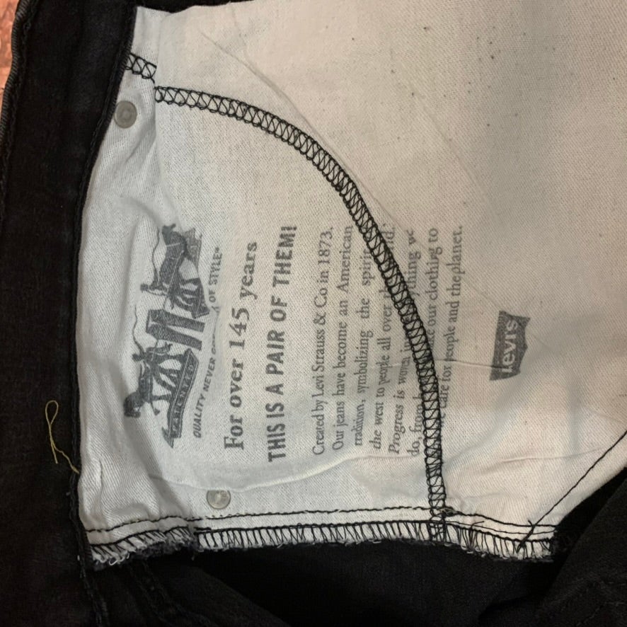 Levi’s Jeans Men 52x30 Black Denim Athletic Taper Big & Tall