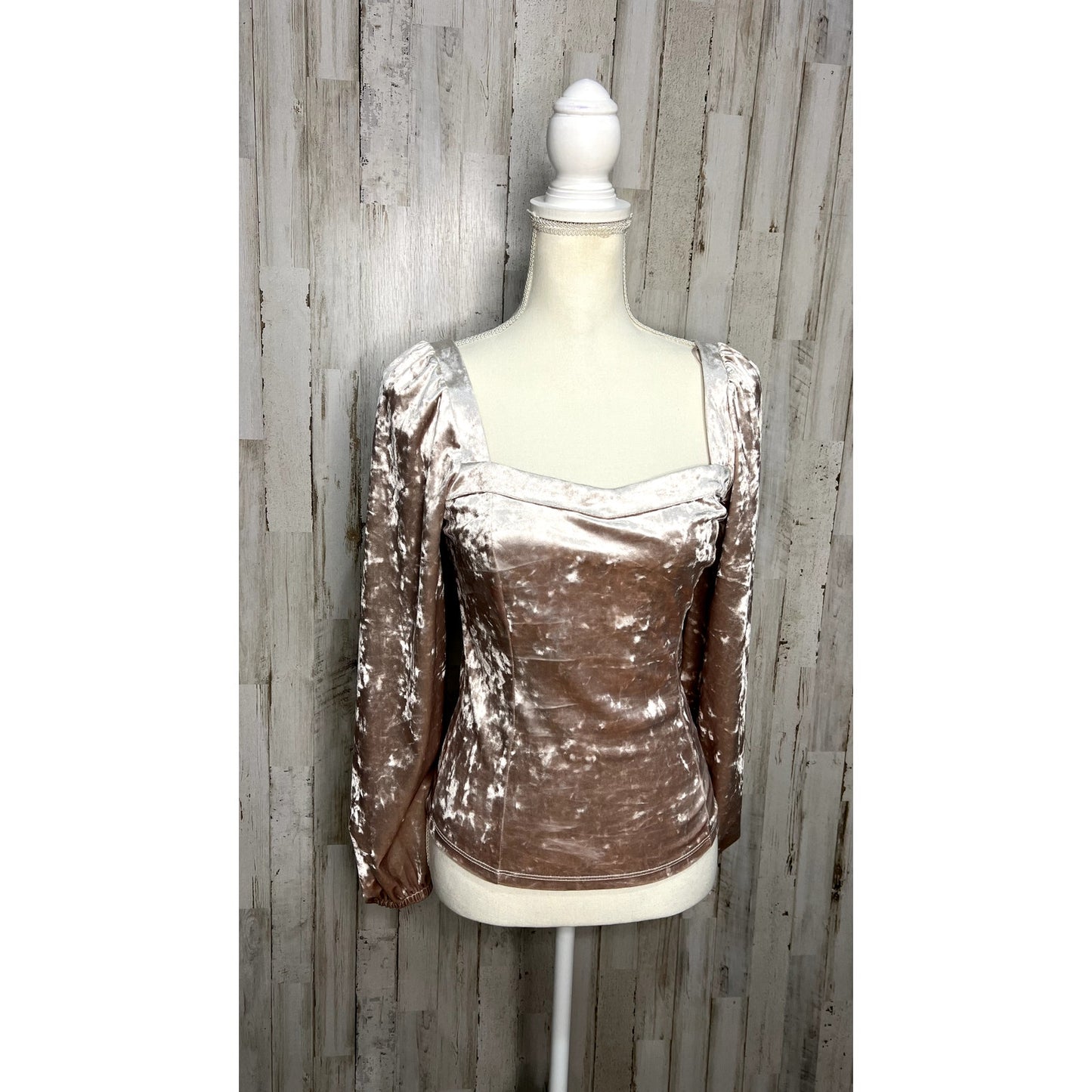 Anthropologie Women's Pink Velvet Square Neck Long Sleeve Blouse Small