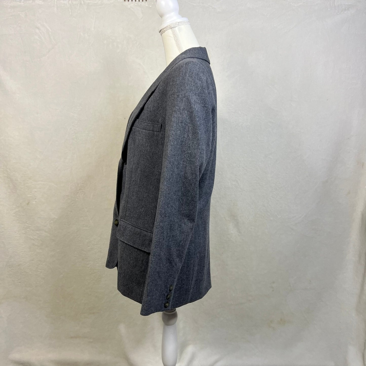 Vintage 1960s Pendleton Women's Size 10 Gray 100% Virgin Wool Two-Button Blazer