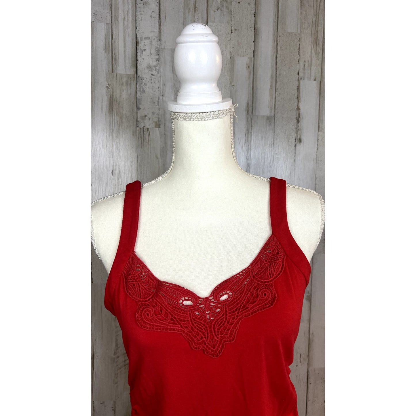 White House Black Market Women's Medium Red Lace-Trim Cami Tank Top