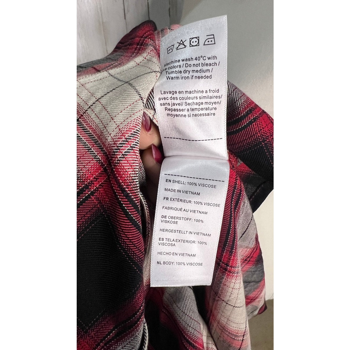 UNTUCKit Women's Plaid Wrap Dress Size 8 Knee Length Casual Fall