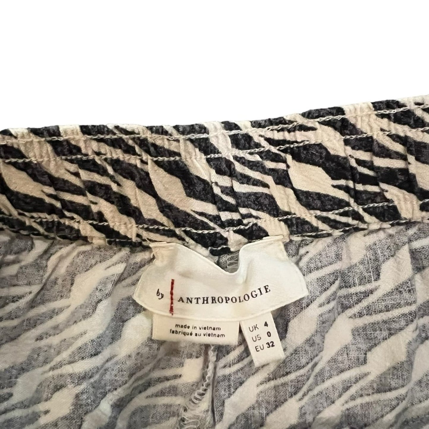 Anthropologie Black & White Printed Joggers Size 0