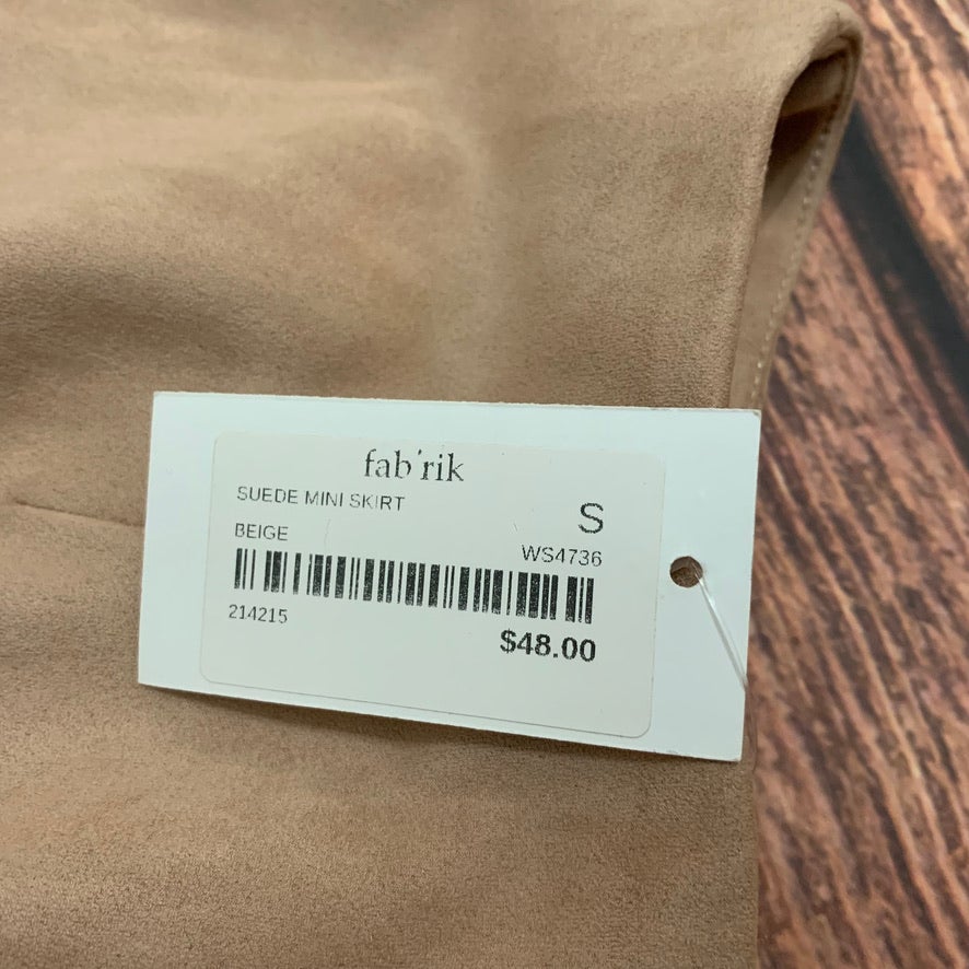 NWT Fab’rik Beige Suede Mini Skirt Size Small