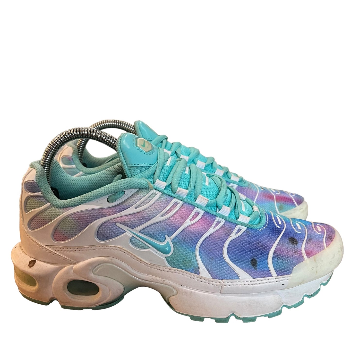 Nike Air Max Plus White & Tie Galaxy Tie Dye Sneaker Youth Size 7 / Women's 8.5