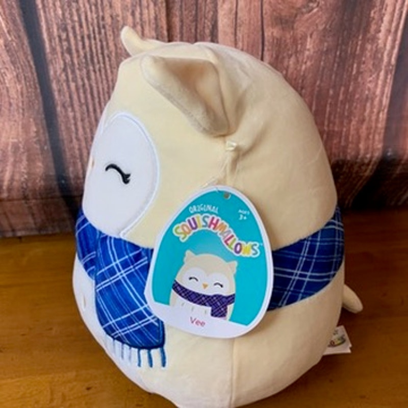 NWT Squishmallows Vee Winter Owl Plush Scarf 8 in Hang Tag
