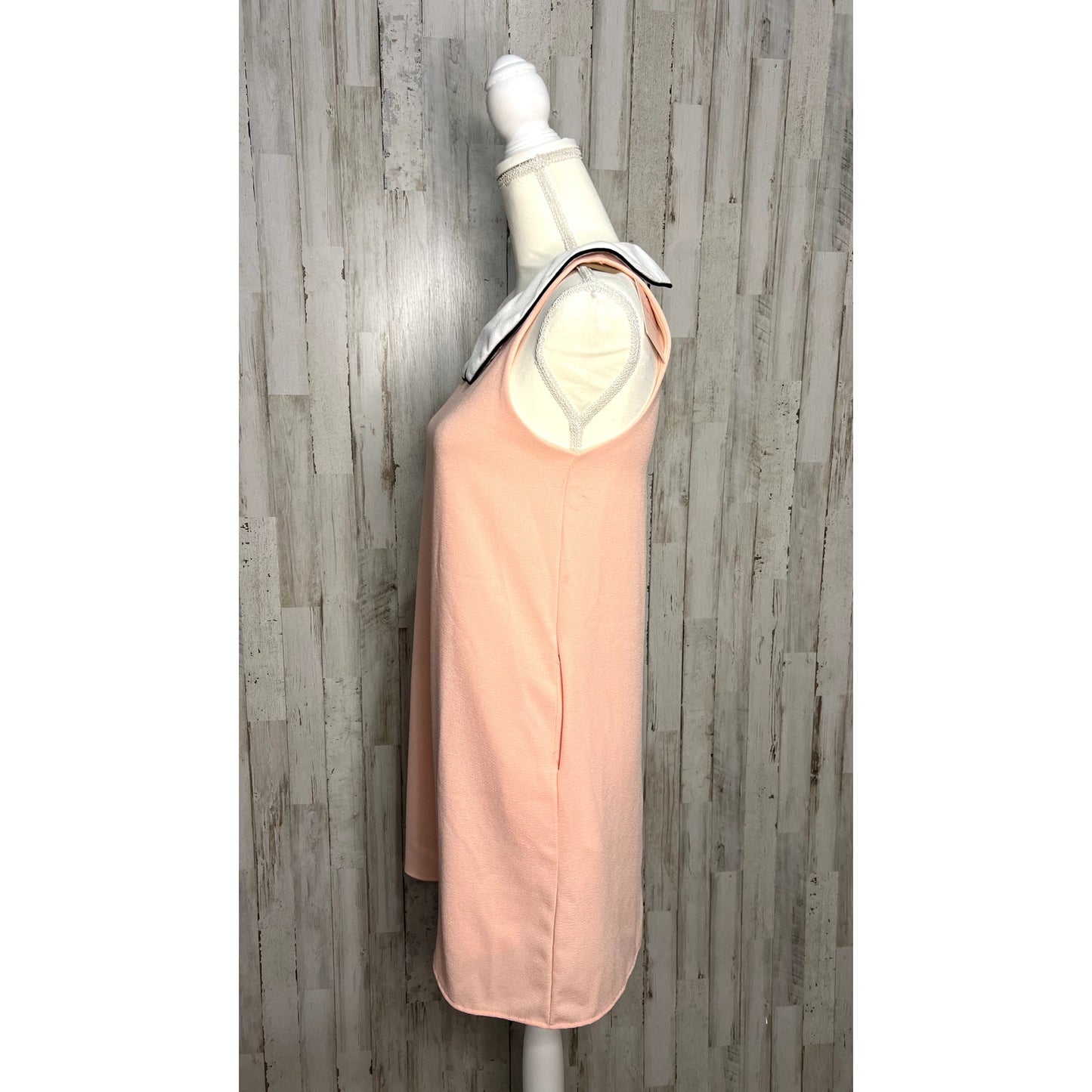 NWT Smak Parlour Women's XS Pink Sleeveless Short Dress with Contrast Collar