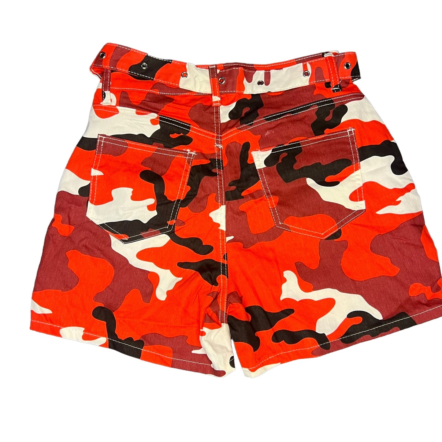 NWT Kréamy Women's Large Red Camo Belted Utility Cargo Shorts