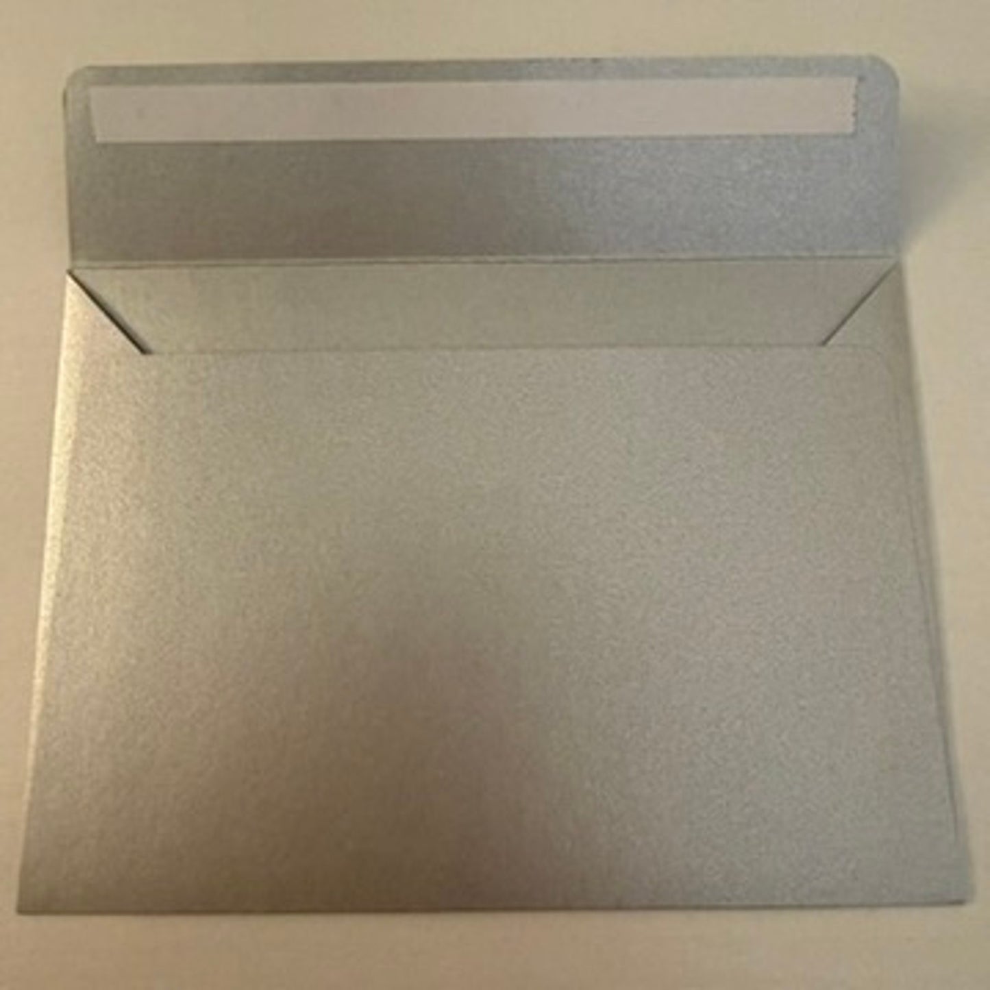 Gucci Envelope Gift Card Holder Silver Metallic Embossed Logo