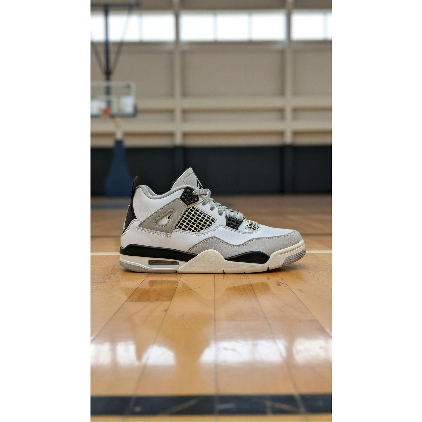 Jordan Air Jordan 4 Retro Military Black GS Sneakers White Black Grey