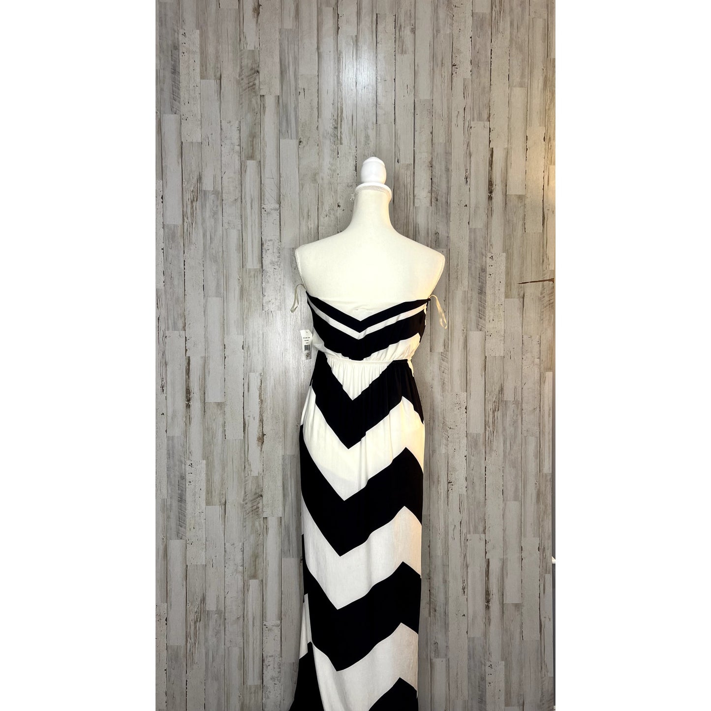 NWT MM MM MM Women's Medium Black & White Strapless Chevron Maxi Dress