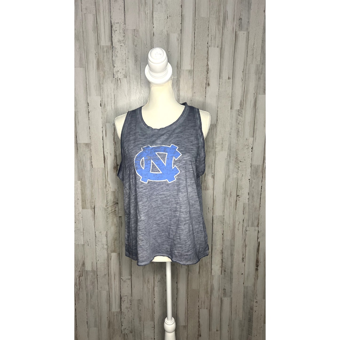 NWT UNC Tar Heels Ombre Gray Sleeveless Tank Top Women's Large Summer Casual