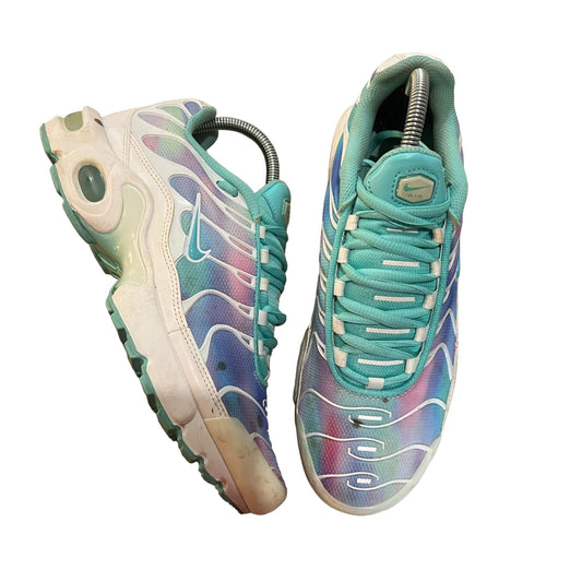 Nike Air Max Plus White & Tie Galaxy Tie Dye Sneaker Youth Size 7 / Women's 8.5