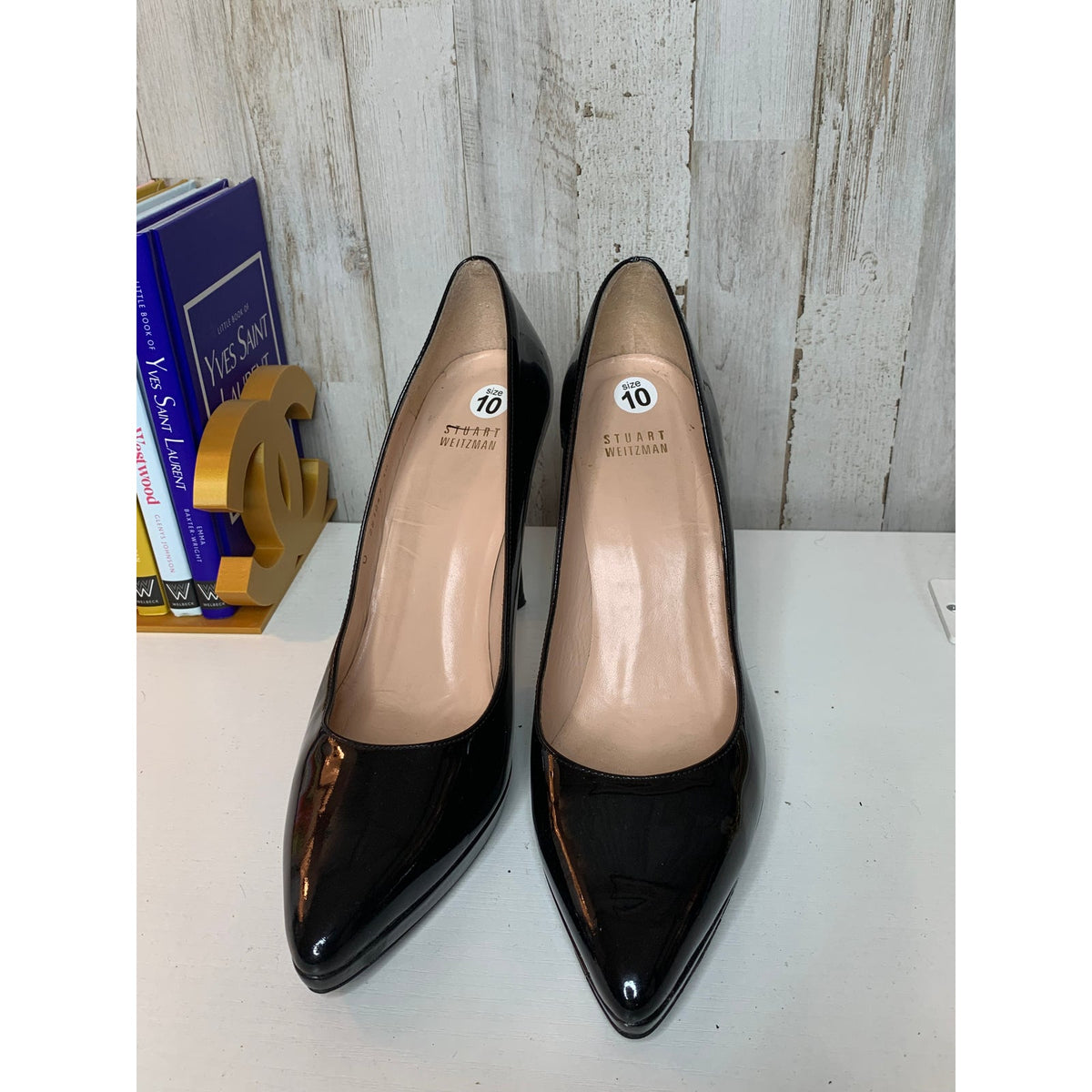 Stuart Weitzman Black Patent Leather Pumps Womens Size 10 Pointed Toe High Heel